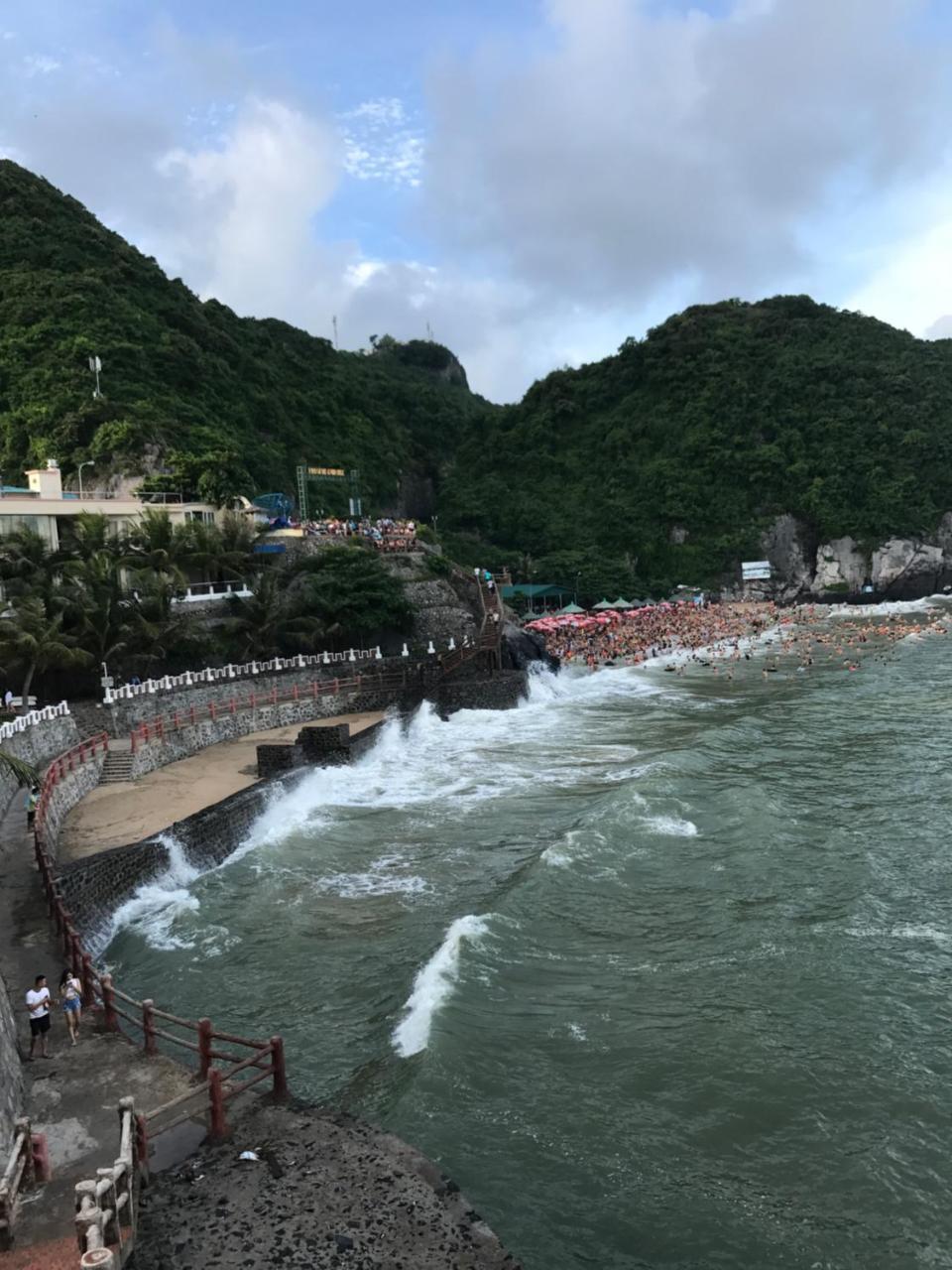 Hottel Song Chanh 2 Cat Ba Island Ngoại thất bức ảnh